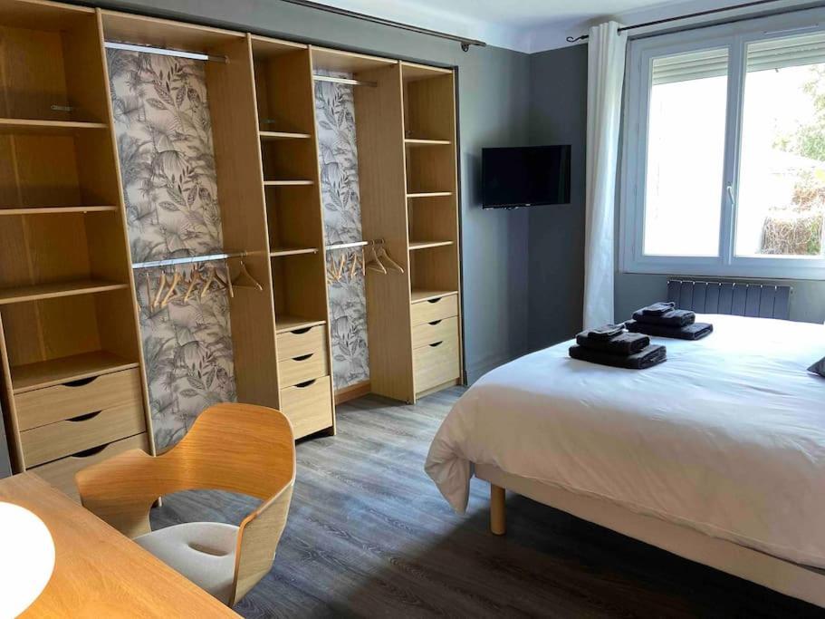 Maison Climatisee Avec Stationnement Et Wifi Bram Екстериор снимка