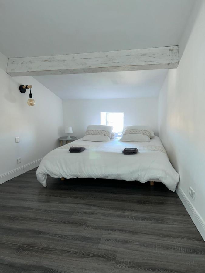 Maison Climatisee Avec Stationnement Et Wifi Bram Екстериор снимка
